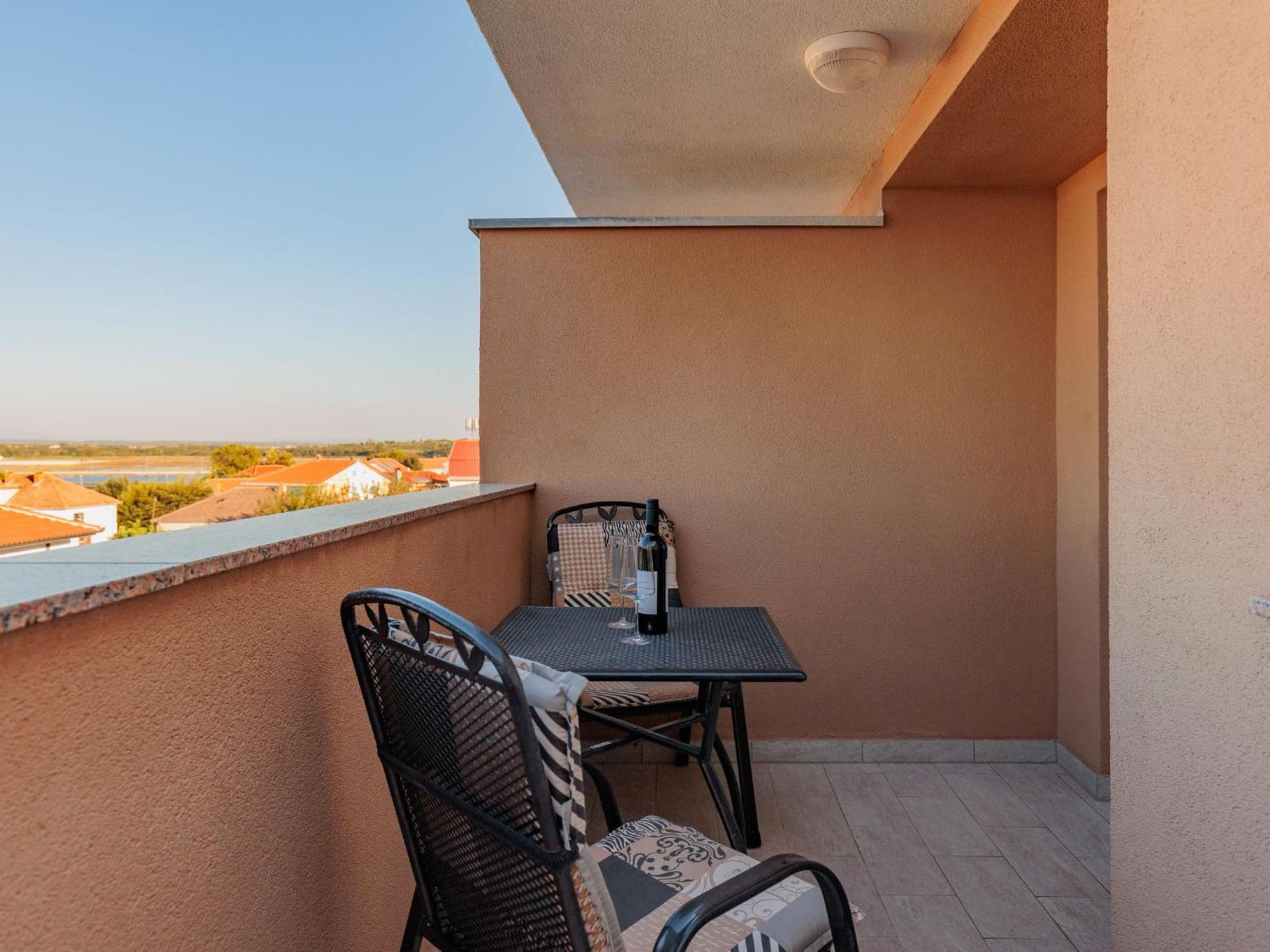 Apartment Mlasina-6 By Interhome Нін Екстер'єр фото