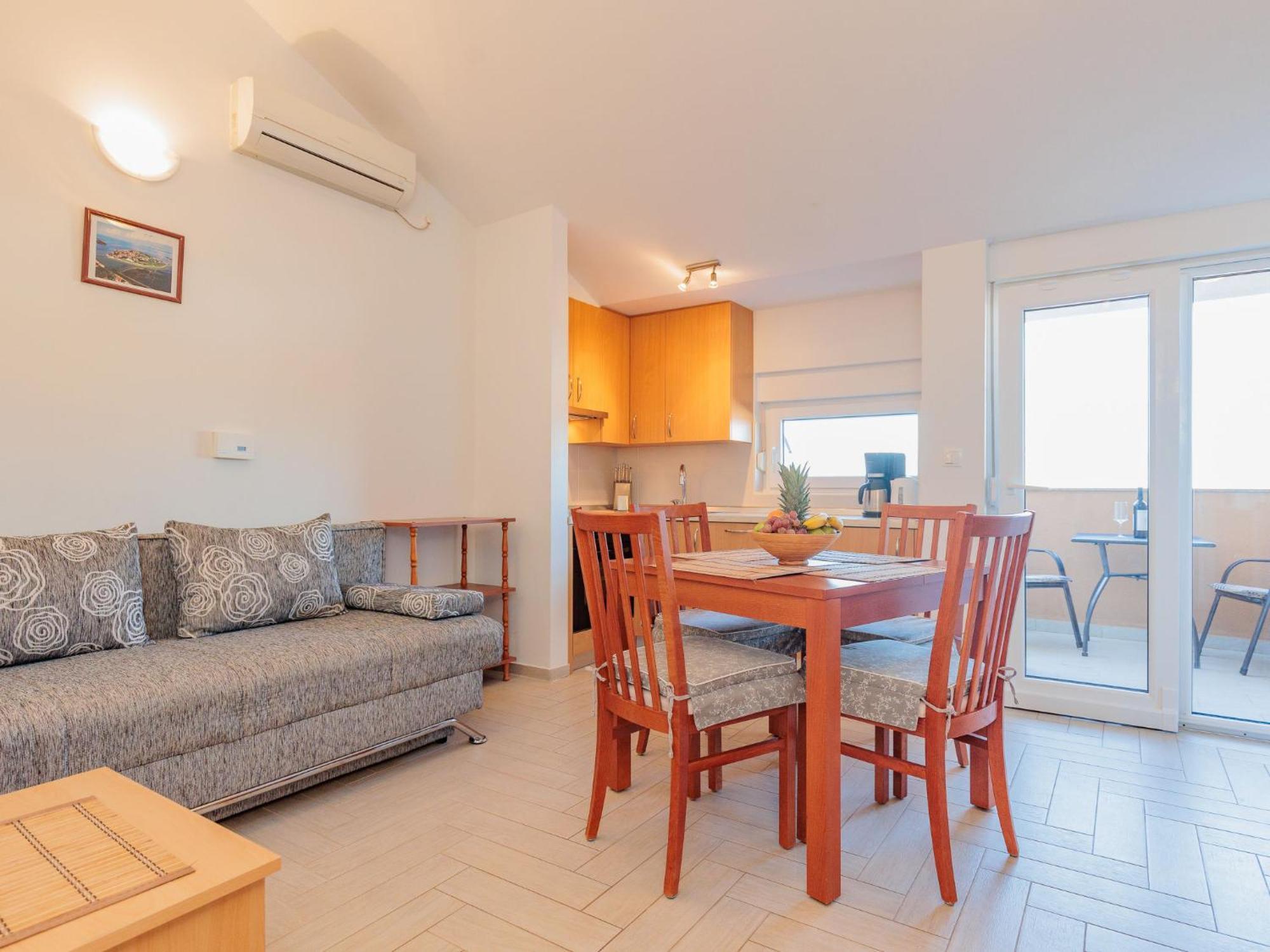 Apartment Mlasina-6 By Interhome Нін Екстер'єр фото